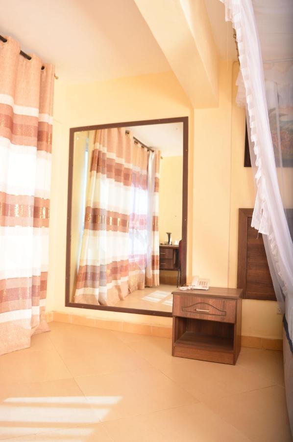 The Siron Place Hotel Ongata Rongai Bagian luar foto